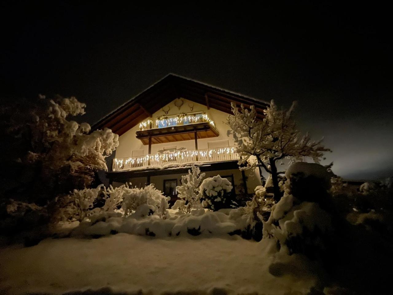 Bergchalet Mirabell - Hofgut FDH Exterior foto